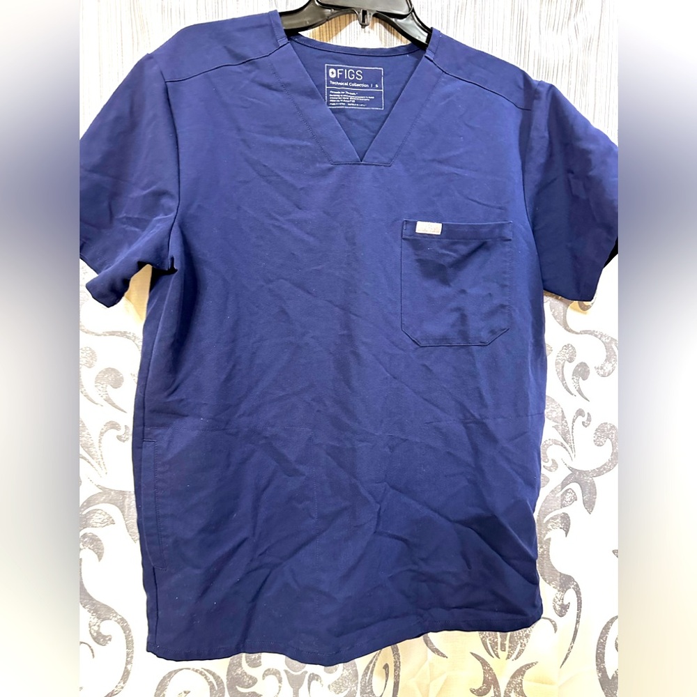 EUC Figs Men's Navy V-Neck‎ Short Sleeve Tee Size Small